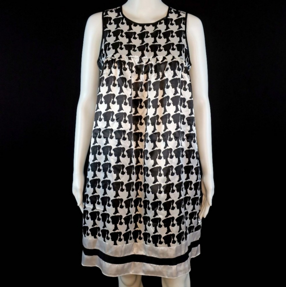 《 Patricia Field 》 Barbie Luxe Silhouette Shift